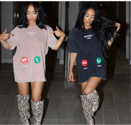 Oversized Money Calling T-shirt